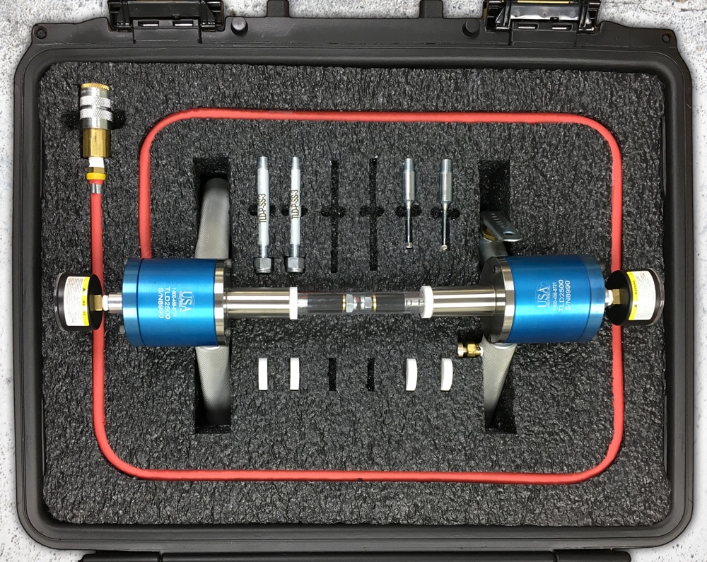 TLD-2500 kit in custom carrying case